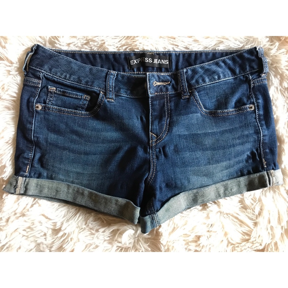 MOVING TO TINY LOFT, HELP ME SELL!