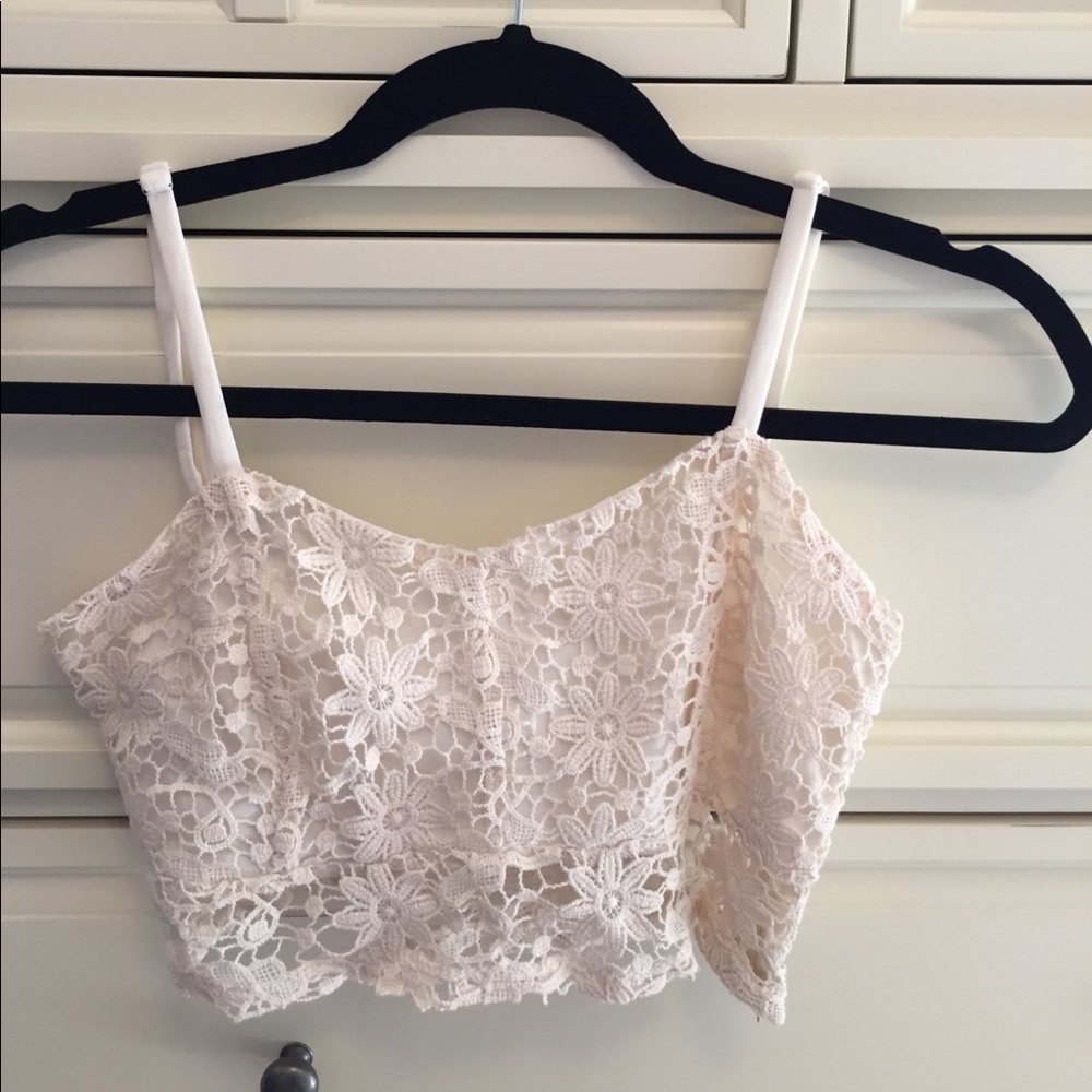 White laced crop top/braette
