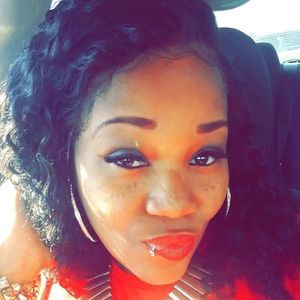 Meet your Posher, Keisha