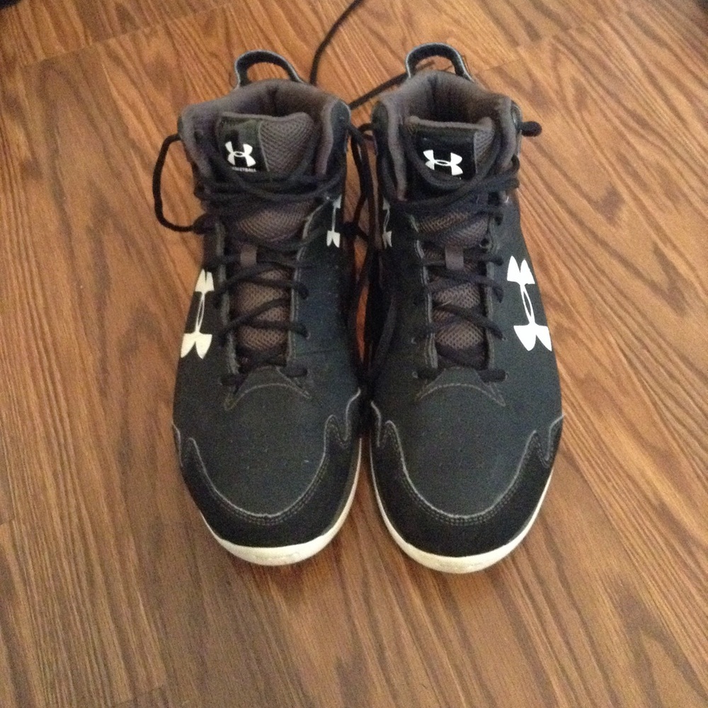 Under-Armour basketball shoes