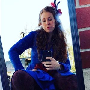 Meet your Posher, Leslie