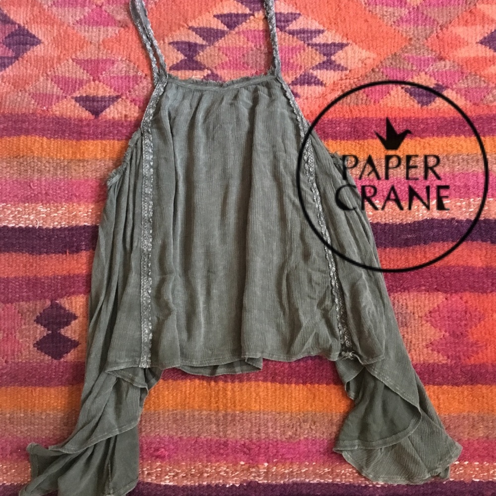 Anthropologie Paper Crane Flowy Asymmetric Hem Top