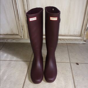 New WOT Hunter rain boots.