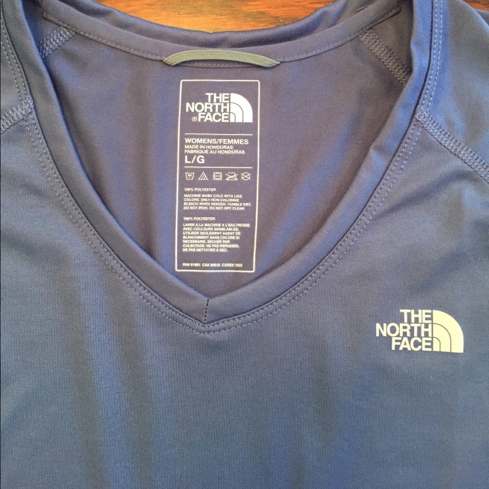 North Face t-shirt, moisture wicking, NWOT