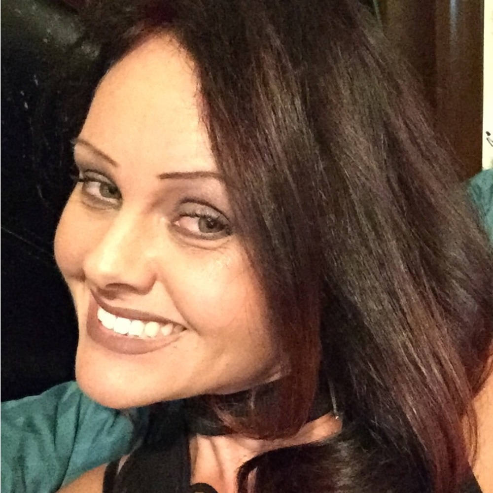 Meet your Posher, Candice