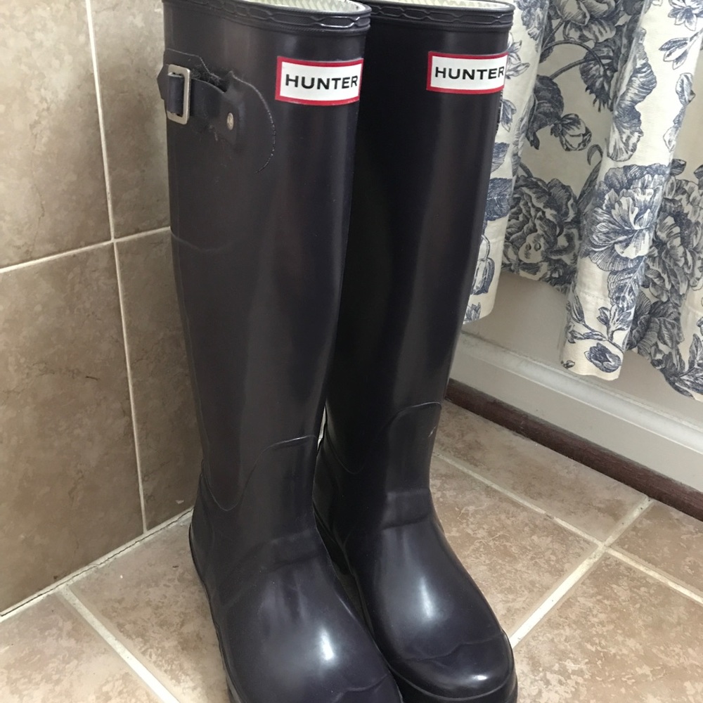 Eggplant Purple Hunter boots!