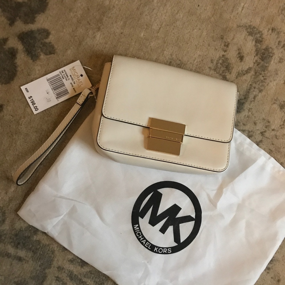 Michael Kors Madelyn Clutch