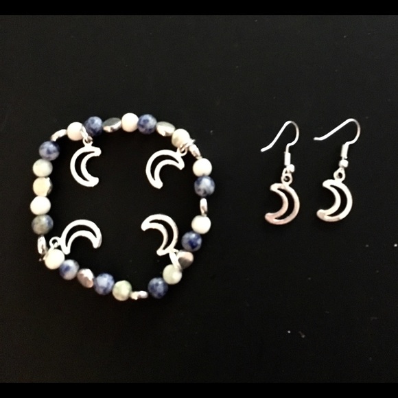 Jade Moon Jewelry Charm Set - Picture 1 of 3