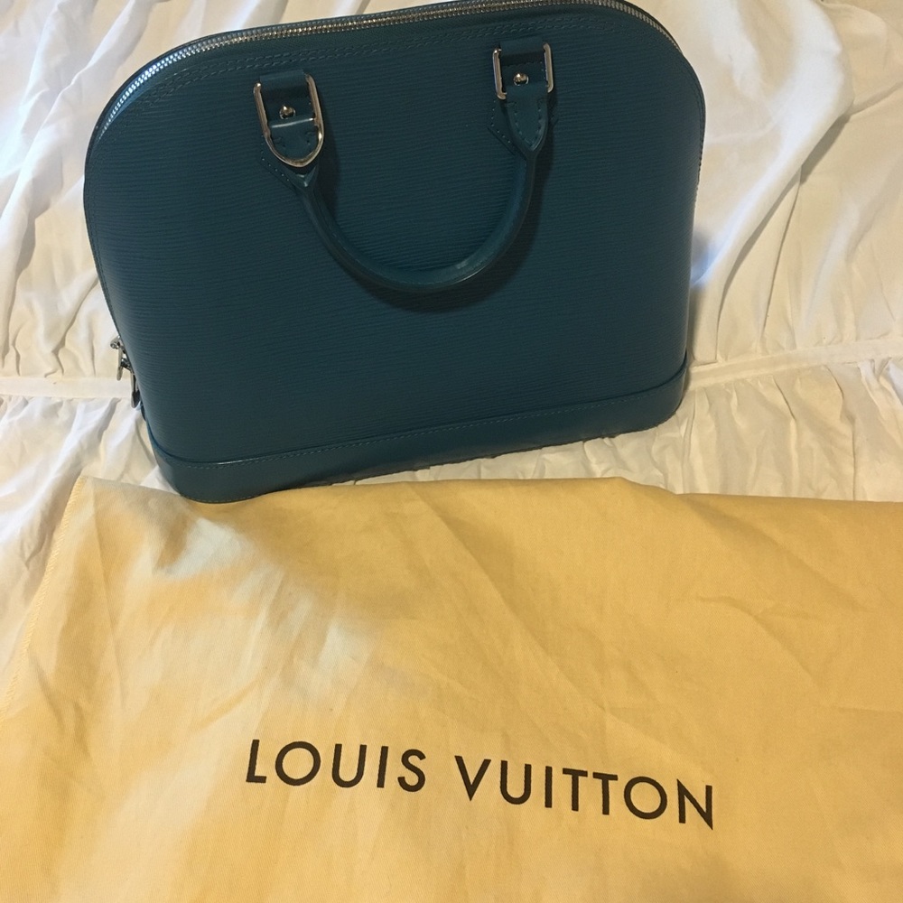 Louis Vuitton ALMA PM hand bag
