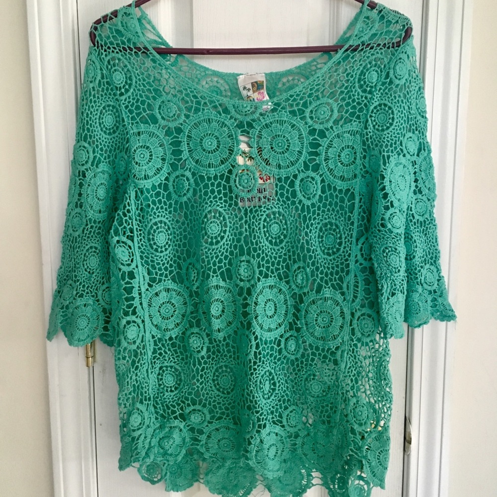 Crocheted top. - Picture 1 of 6