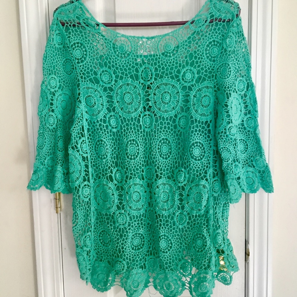 Crocheted top. - Picture 5 of 6