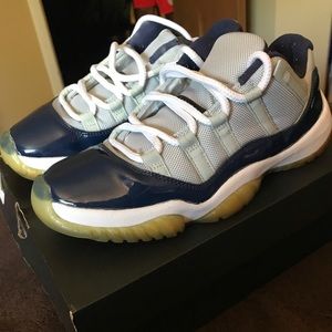 AIR JORDAN 11 RETRO LOW