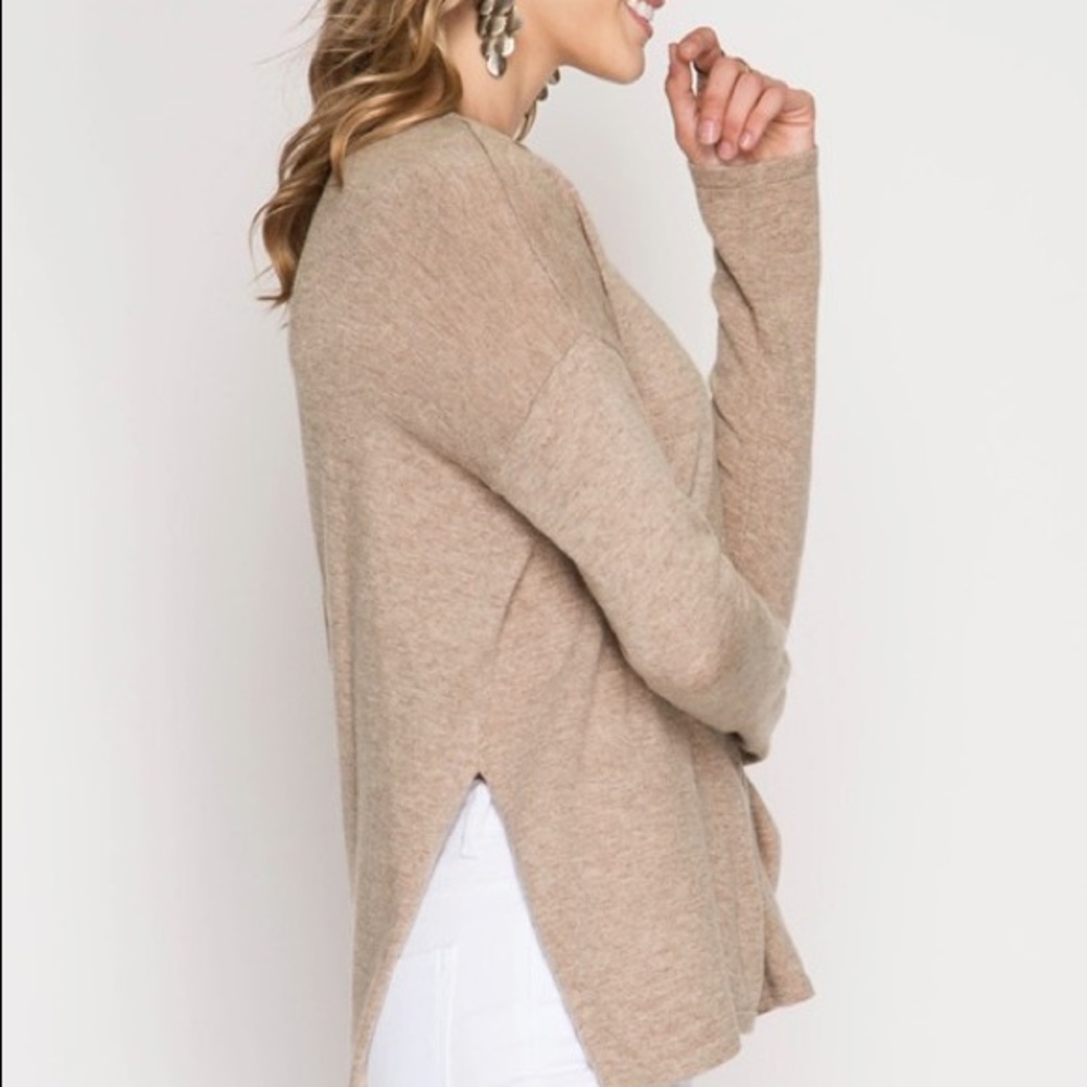 Carmen Crisscross Sweater - Picture 4 of 6