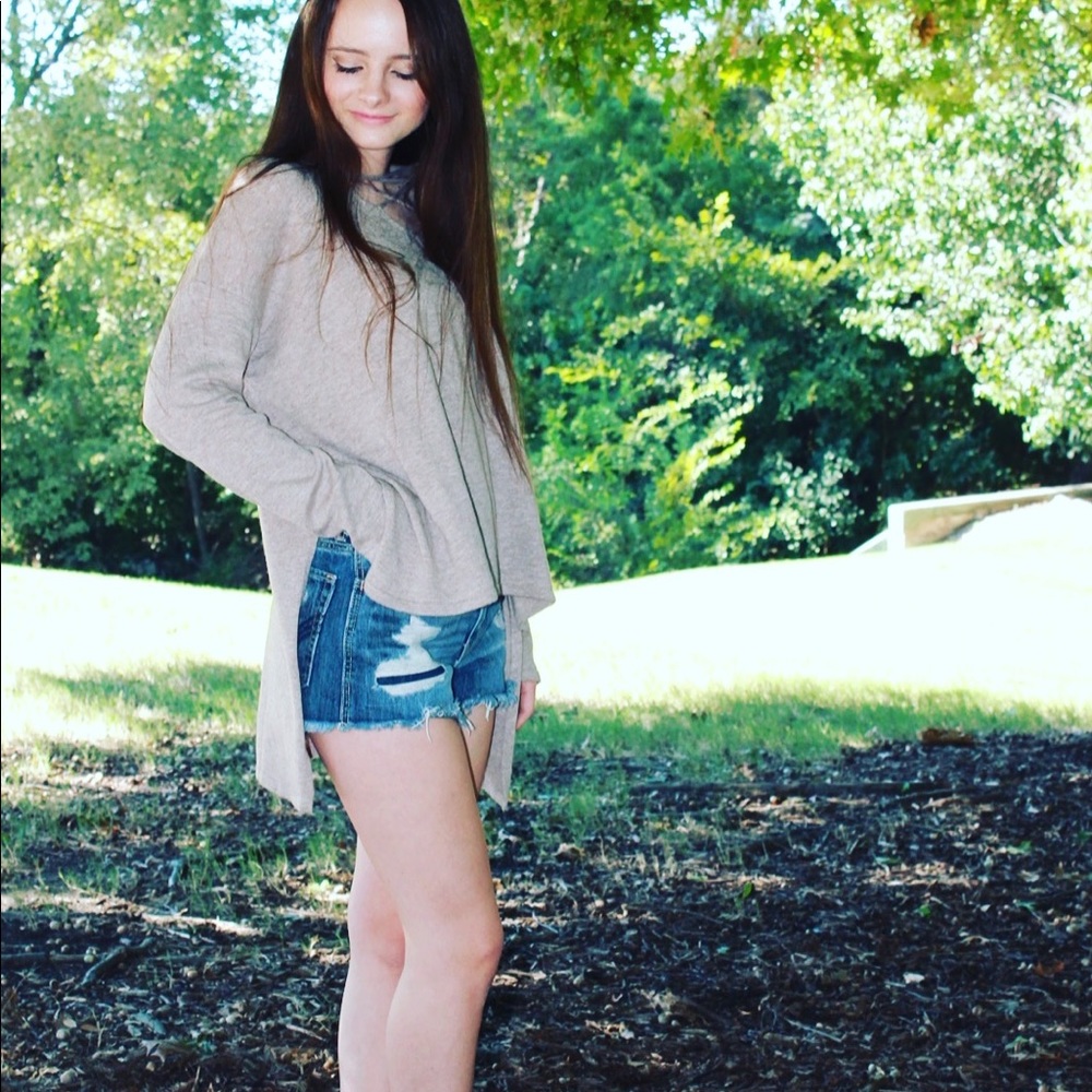 Carmen Crisscross Sweater - Picture 2 of 6