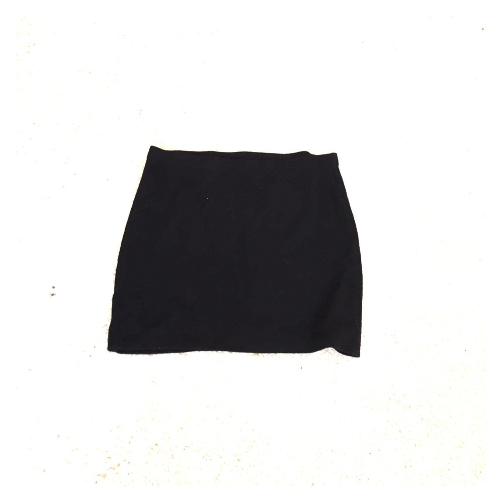 Tight black skirt