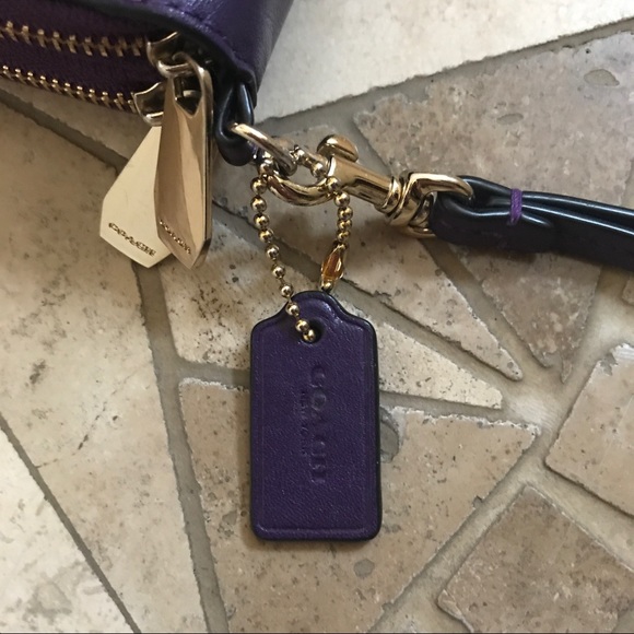 Coach Wristlet - Picture 6 of 7