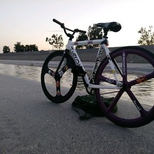 Meet your Posher, Kenny