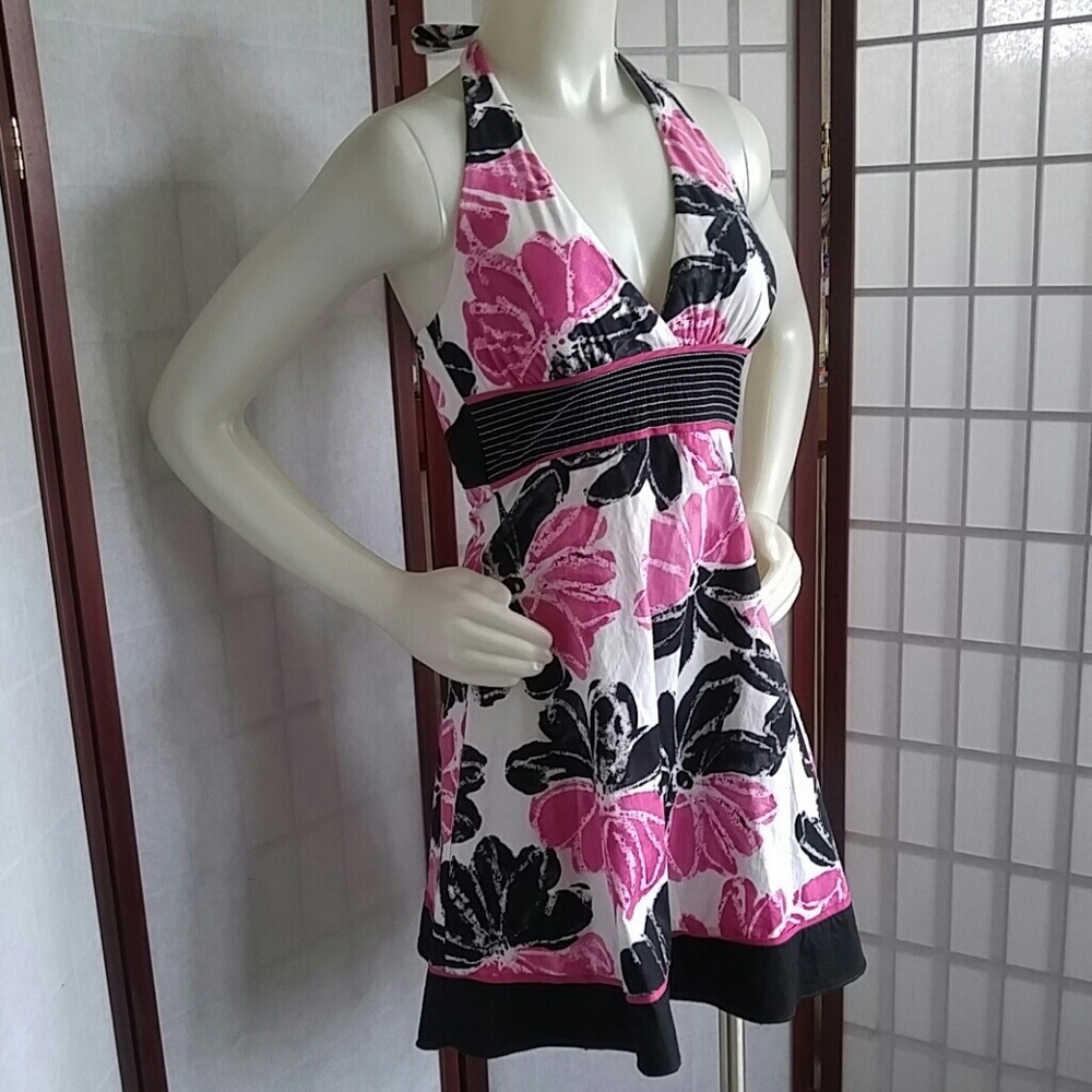 Dress - Picture 3 of 9