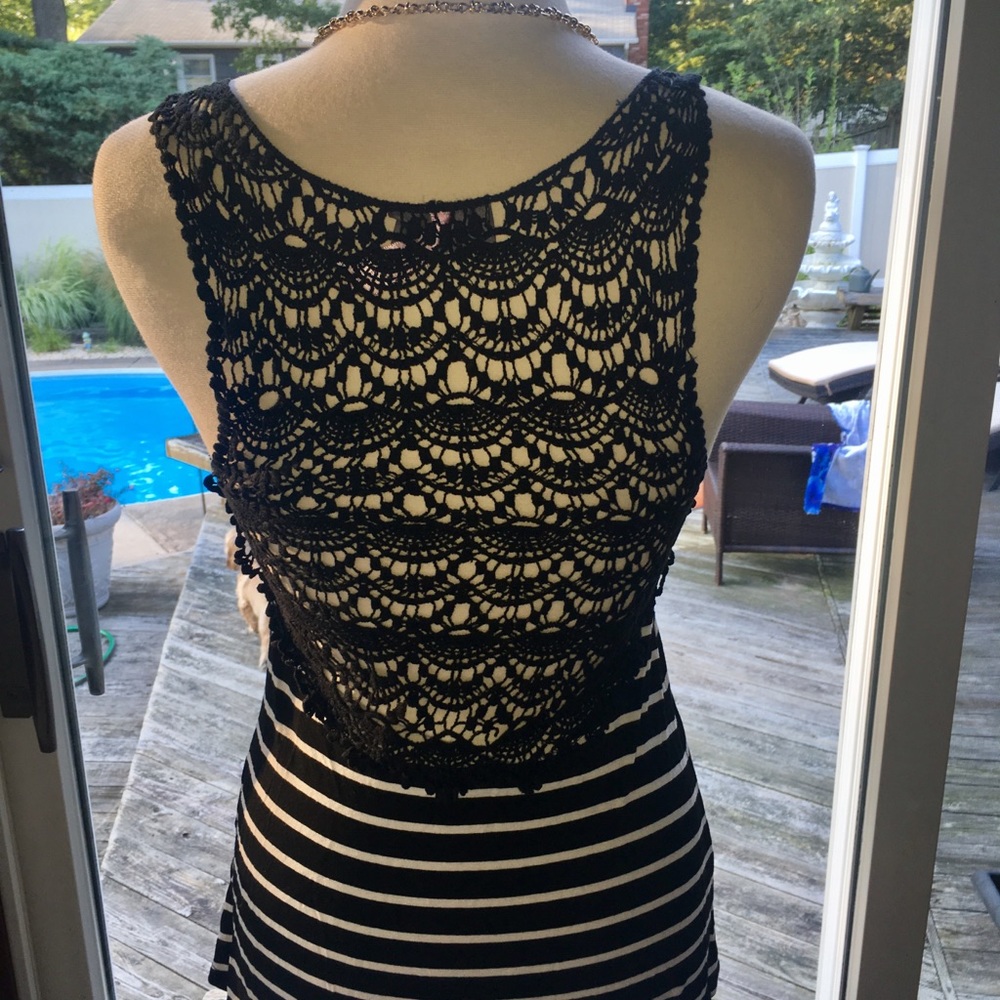 Lipsy London top small