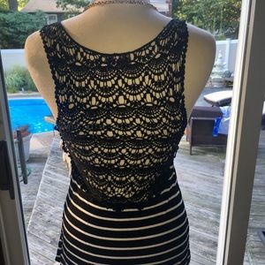 Lipsy London top small