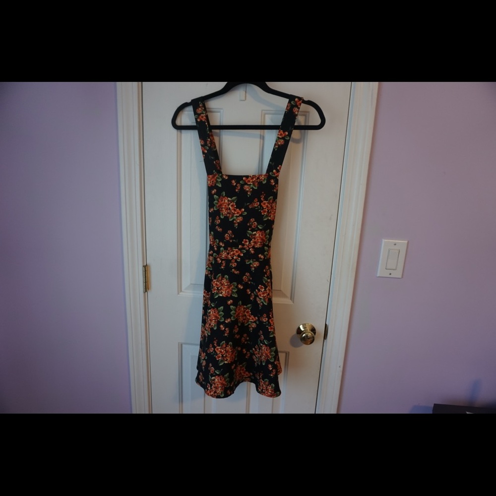 Black and orange floral print apron dress!