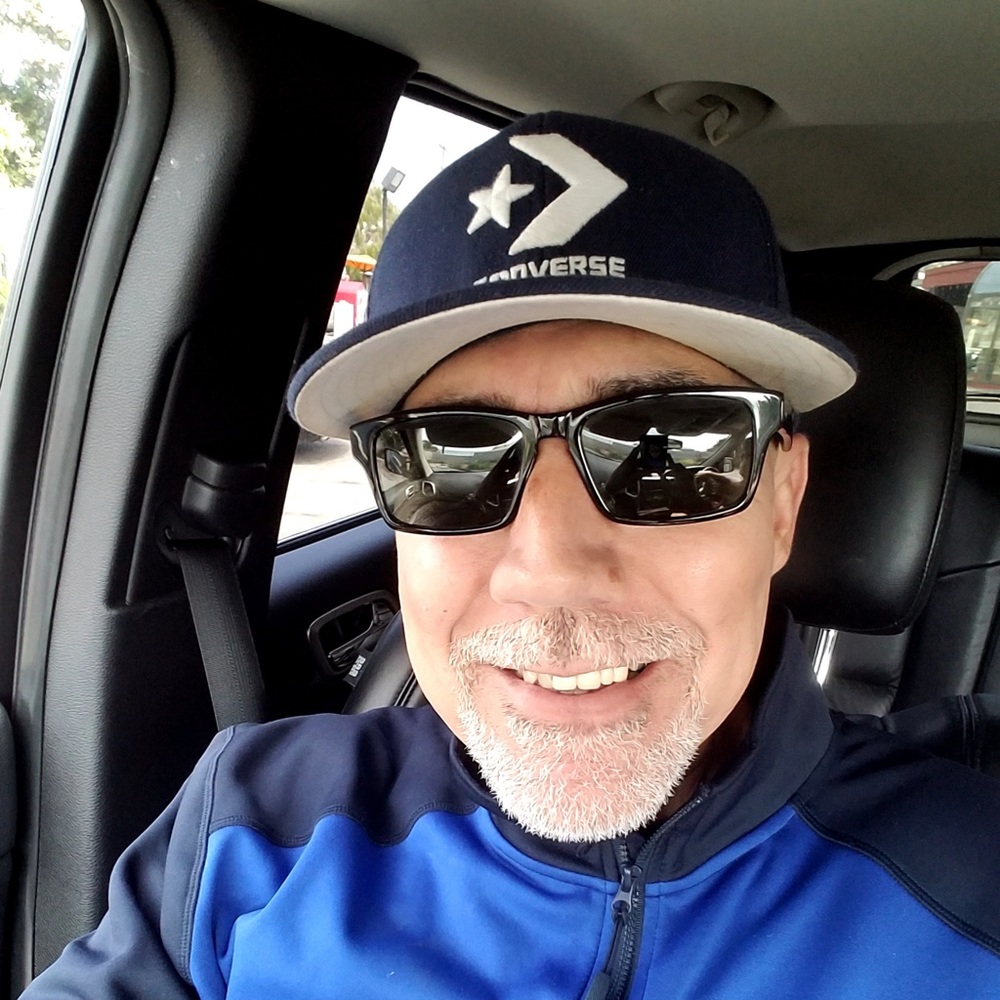 Meet your Posher Ambassador Carlos G