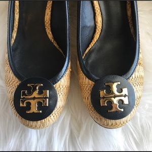 Tory Burch Gold logo wedge. Size 7.5