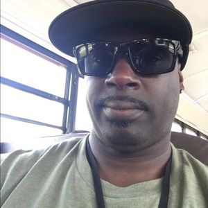 Meet your Posher, Curtis