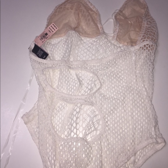 🚫SOLD🚫NEW VS FISHNET TEDDY BODYSUIT - Picture 6 of 7