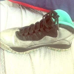 Retro 10 lady liberty’s