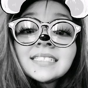 Meet your Posher, Vanessa