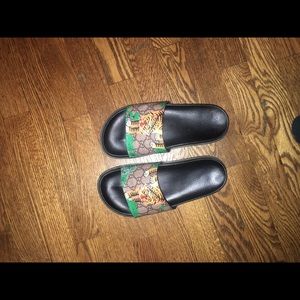 Gucci Flip Flops sz 6 Womens Bengal