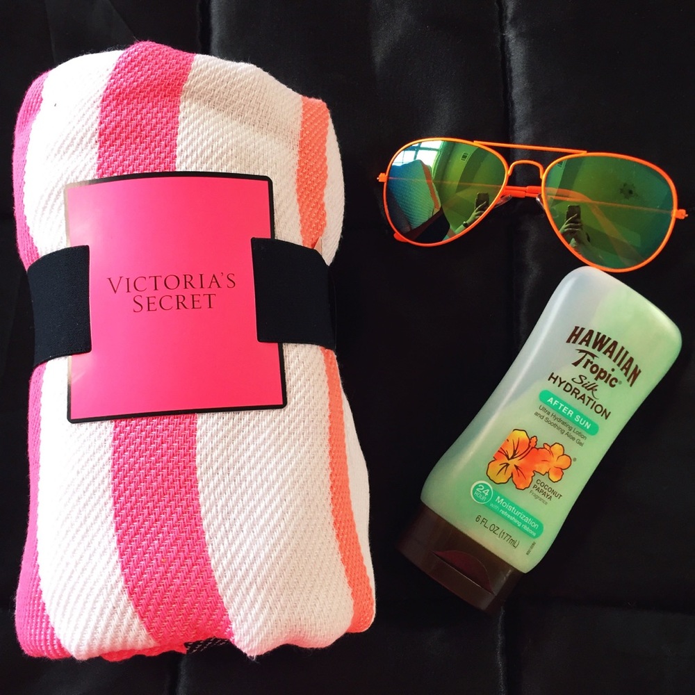 Victoria's Secret Beach Blanket