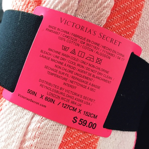 Victoria's Secret Beach Blanket - Picture 3 of 4