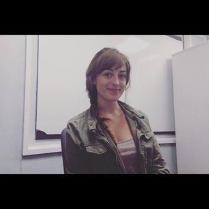 Meet your Posher, Danielle