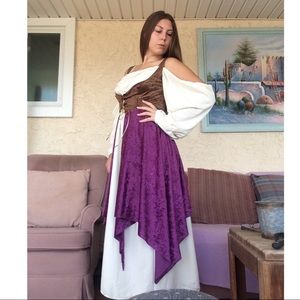 Halloween Tavern Bartender Costume