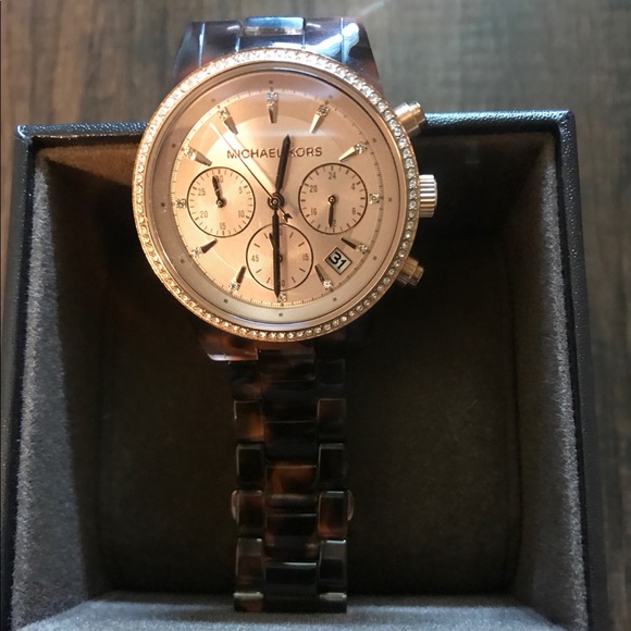 Michael Kors Accessories - 💛Michael Kors rose gold watch💛