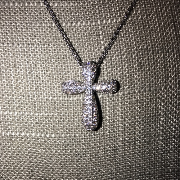 NWT Theia Swarovski crystal cross necklace - Picture 1 of 5