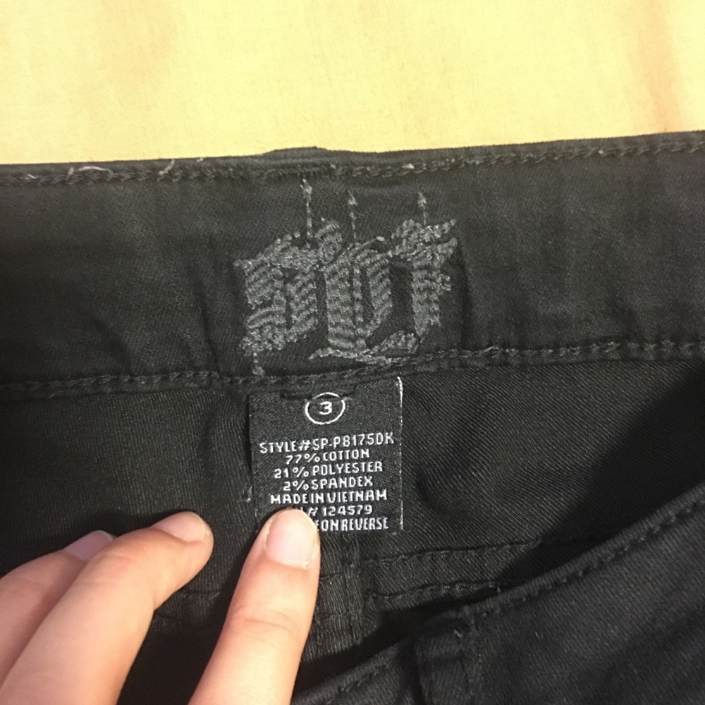 Black skinny jeans