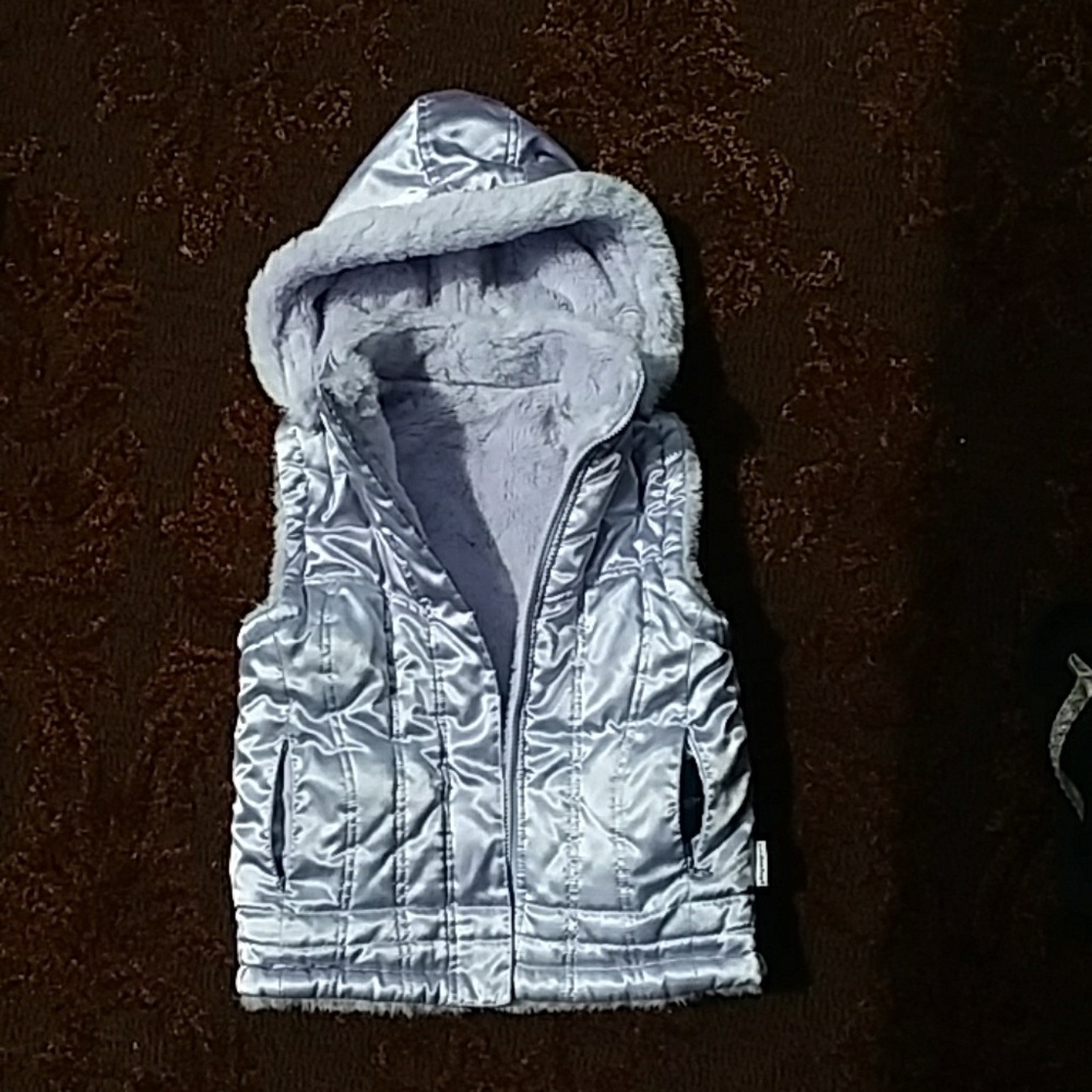 Girls 6-10 London Fog Vest