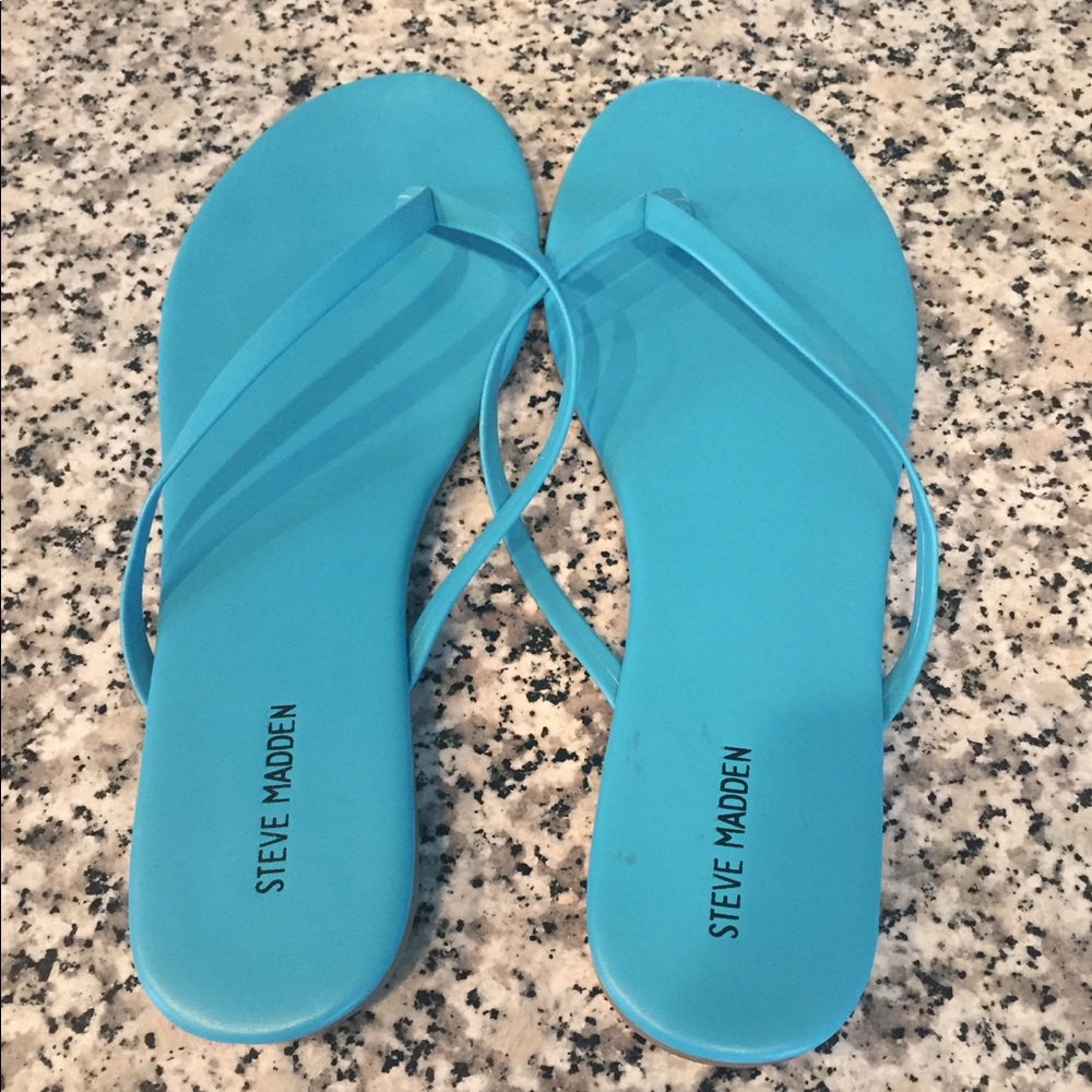 Steve Madden Turquoise Flip Flops