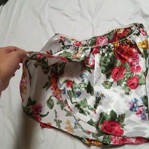 *Vintage* Floral Flowy Shorts