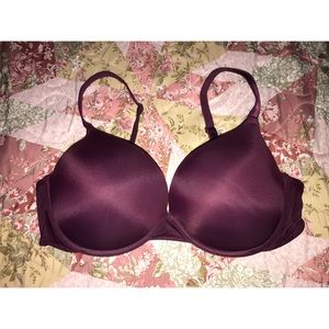 2 VS PINK Push Up Bras