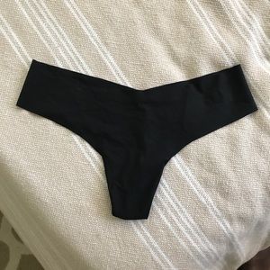 Pink Victoria's Secret Black Thong sz Medium