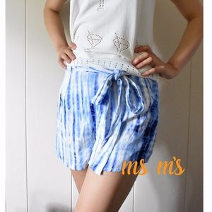 Firm price NWT sadie sage blue shorts size xs