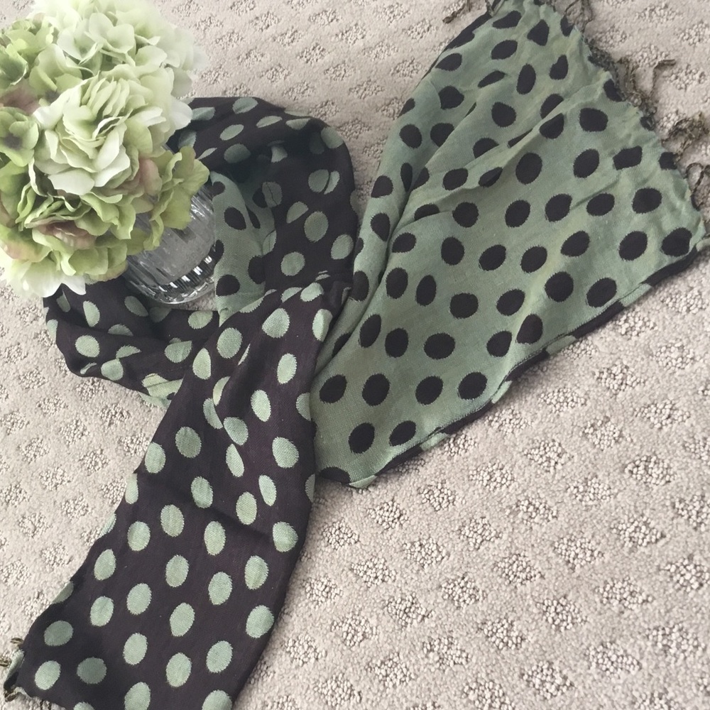 Polka Dotted cotton knit scarf