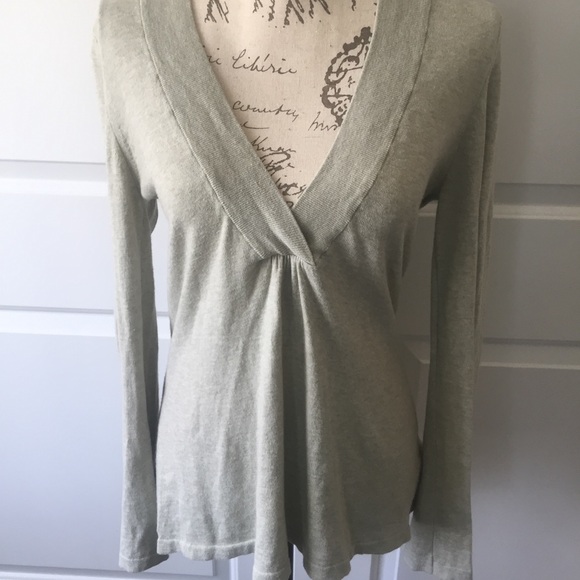 ❌SOLD!❌ ATHLETA Women's Sweater Top Small - Picture 2 of 8