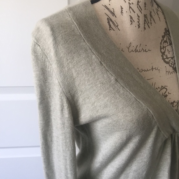 ❌SOLD!❌ ATHLETA Women's Sweater Top Small - Picture 4 of 8
