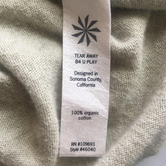 ❌SOLD!❌ ATHLETA Women's Sweater Top Small - Picture 8 of 8