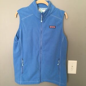 NWOT Vineyard vines fleece vest